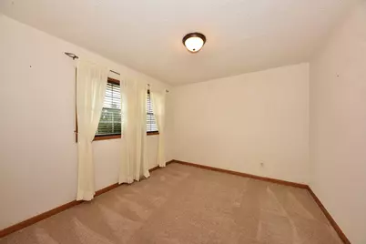 8750 W Fairy Chasm Dr, Milwaukee, WI 53224 - Photo 18