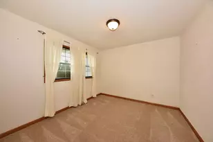 8750 W Fairy Chasm Dr, Milwaukee, WI 53224 - Photo 18