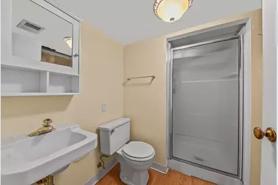 2022 N 81st St, Wauwatosa, WI 53213 - Photo 26