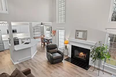 1731  Woodland Cir #12-26, Geneva, WI 53147 - Photo 8