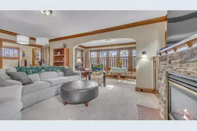 2212 S 8th St, Sheboygan, WI 53081 - Photo 6