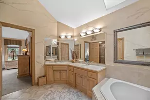 519 N Ponderosa Dr, Hartland, WI 53029 - Photo 36