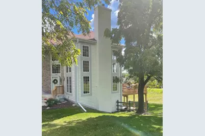 1492  Highland Dr #8-32, Geneva, WI 53147 - Photo 2