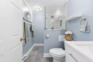 828 E Silver Spring Dr, Whitefish Bay, WI 53217 - Photo 28