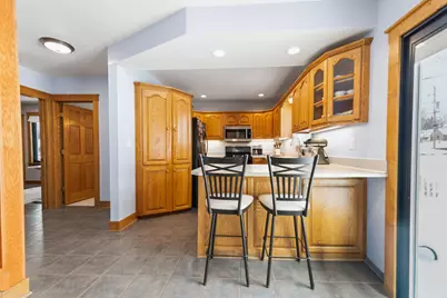828 E Silver Spring Dr, Whitefish Bay, WI 53217 - Photo 16