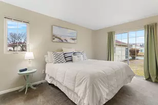 1737 Cottage Dr, Geneva, WI 53147 - Photo 10