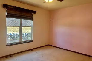 N53W35231 Lighthouse Ln, Oconomowoc, WI 53066 - Photo 8