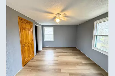 1316  Erie St, Racine, WI 53402 - Photo 12