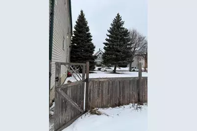 2523 W Garfield Ave #2525, Milwaukee, WI 53205 - Photo 2