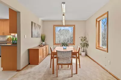 10510  Stratford Pl, Mequon, WI 53092 - Photo 12