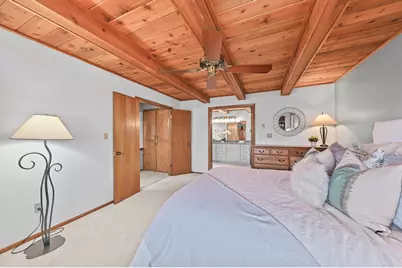 10510  Stratford Pl, Mequon, WI 53092 - Photo 22