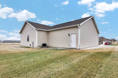 940  Quail Run, Lomira, WI 53048 - Photo 24
