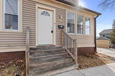 1115 N 11th St, Sheboygan, WI 53081 - Photo 2