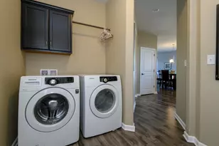 512 Westlawn Ave, Mukwonago, WI 53149 - Photo 24