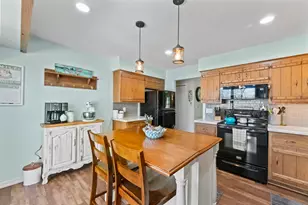 816 Magnolia Dr, Waukesha, WI 53188 - Photo 10