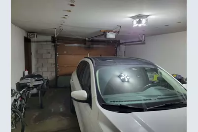 8322 W Howard Ave #2, Milwaukee, WI 53220 - Photo 34