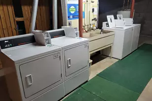 8322 W Howard Ave, Milwaukee, WI 53220 - Photo 38