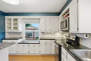 3776 N 98th St, Milwaukee, WI 53222 - Photo 6