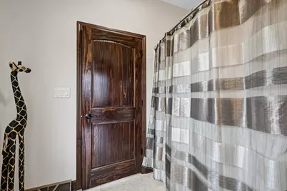 4722 W Oakwood Rd, Franklin, WI 53132 - Photo 24