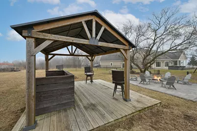 4722 W Oakwood Rd, Franklin, WI 53132 - Photo 36