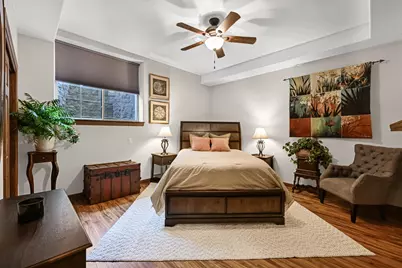 4722 W Oakwood Rd, Franklin, WI 53132 - Photo 32