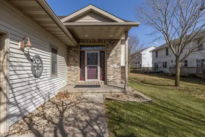 3767  Emerald Dr, Onalaska, WI 54650 - Photo 2