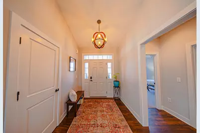 1533  Fay Ln, Oconomowoc, WI 53066 - Photo 4