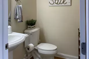 841 Eagleton Dr, Geneva, WI 53147 - Photo 10