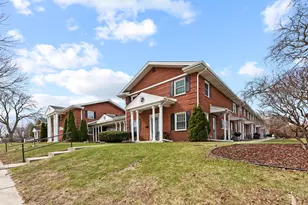 3107 S 122nd St, West Allis, WI 53227 - Photo 1