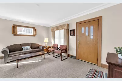 733  West Lawn Ave, Racine, WI 53405 - Photo 8