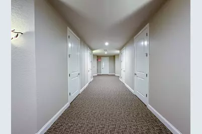 19185  Thomson Dr #204, Brookfield, WI 53045 - Photo 34