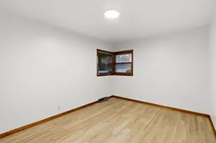 1521 Illinois St, Racine, WI 53405 - Photo 12