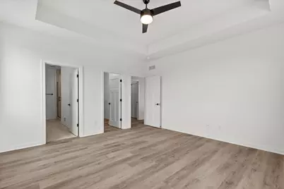 804  Viewpoint Ave, Waukesha, WI 53188 - Photo 16