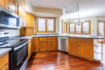 715  Lee Dr, West Salem, WI 54669 - Photo 6