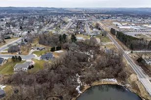 715 Lee Dr, West Salem, WI 54669 - Photo 38