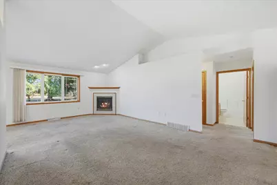 1903  Havenwood Ct, Sheboygan, WI 53081 - Photo 8