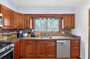 1819 W Mallory Ave, Milwaukee, WI 53221 - Photo 8