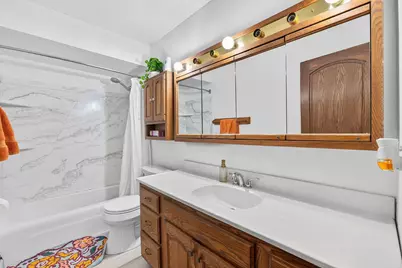 1819 W Mallory Ave, Milwaukee, WI 53221 - Photo 20