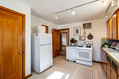 2787 N Sholes Ave #2789, Milwaukee, WI 53210 - Photo 16