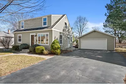 1038  4th Ave, Grafton, WI 53024 - Photo 2