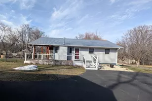 4125 Spruce St, Delavan, WI 53115 - Photo 8