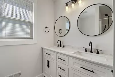 2405  16th Pl, Kenosha, WI 53140 - Photo 22