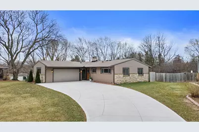 2365 S Green Links Dr, West Allis, WI 53227 - Photo 40