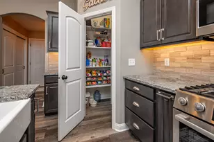 738 Willow Bend Dr, Racine, WI 53185 - Photo 18