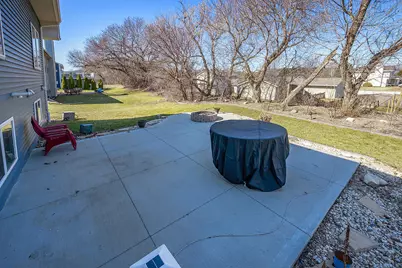 738  Willow Bend Dr, Racine, WI 53185 - Photo 42