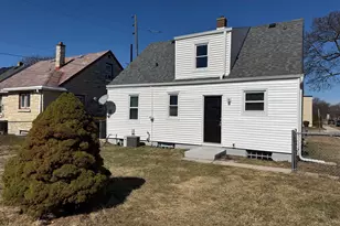 4201 W Ruby Ave, Milwaukee, WI 53209 - Photo 4