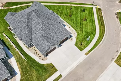 2116  Bluestem Dr #1402, Waukesha, WI 53188 - Photo 28