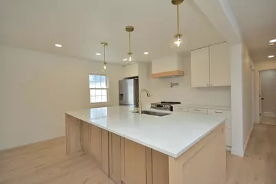 2106  Murphy Woods Rd, Beloit, WI 53511 - Photo 10