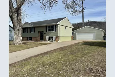 3167  31st St, La Crosse, WI 54601 - Photo 2