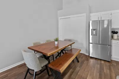 9374 W Loomis Rd #4, Franklin, WI 53132 - Photo 8